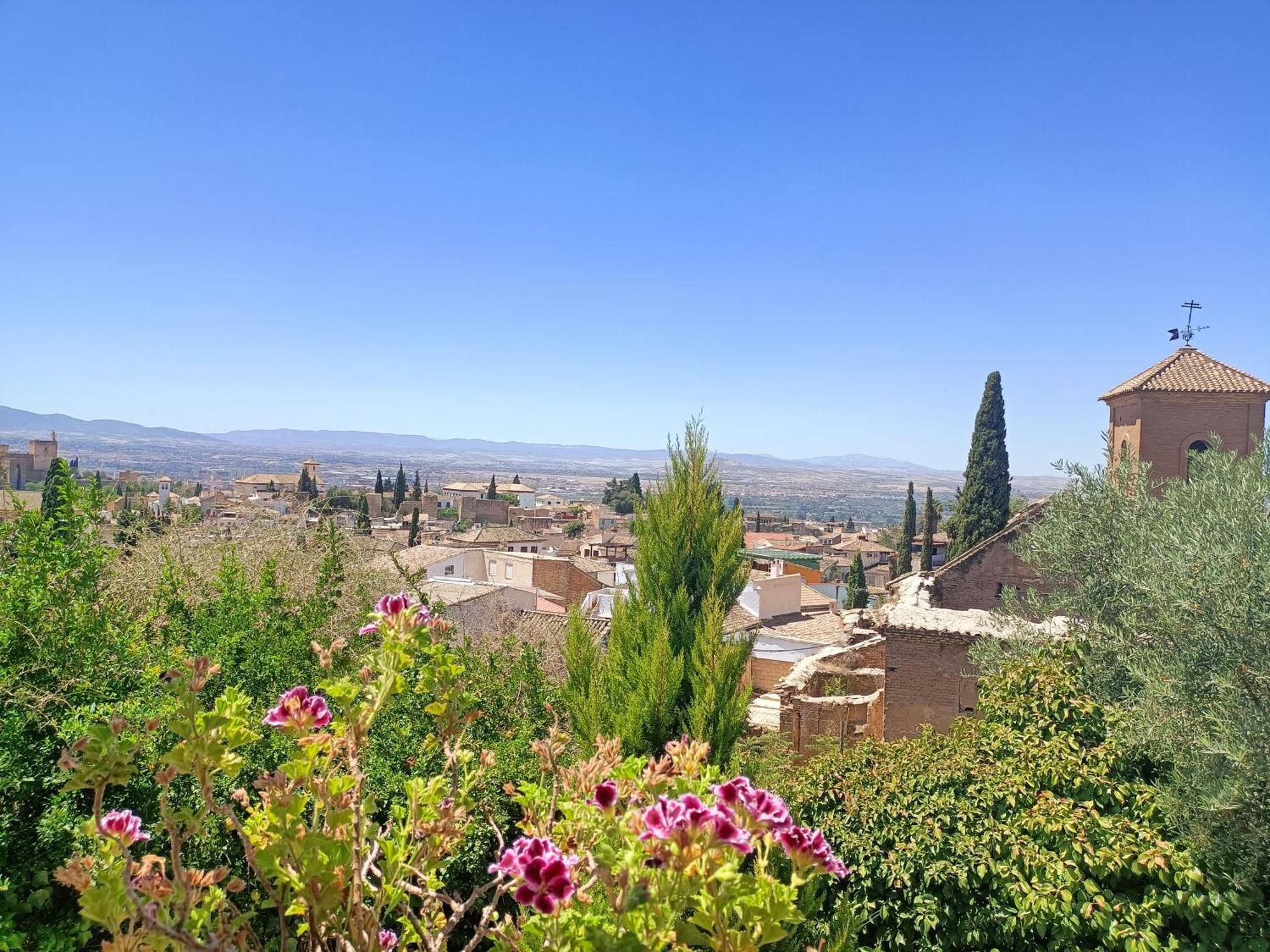 Morente Suena La Alhambra Granada Exterior photo