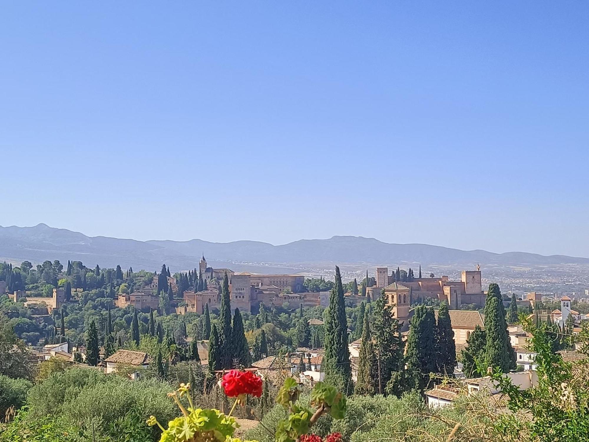 Morente Suena La Alhambra Granada Exterior photo